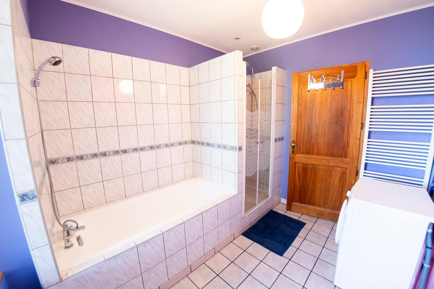 L'Enchantraine - Gite Tout Confort Et Tarif Tout Inclus - Appartement Spacieux Et Accueillant Sur Épinal Екстериор снимка