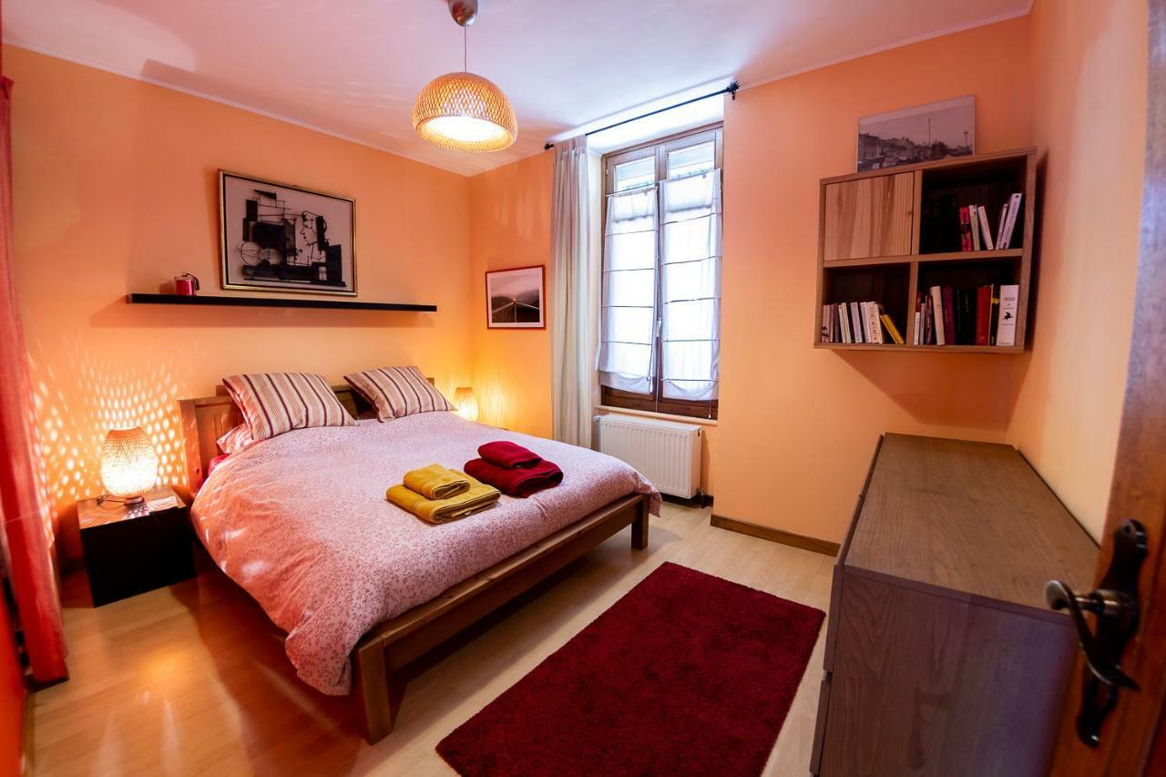 L'Enchantraine - Gite Tout Confort Et Tarif Tout Inclus - Appartement Spacieux Et Accueillant Sur Épinal Екстериор снимка