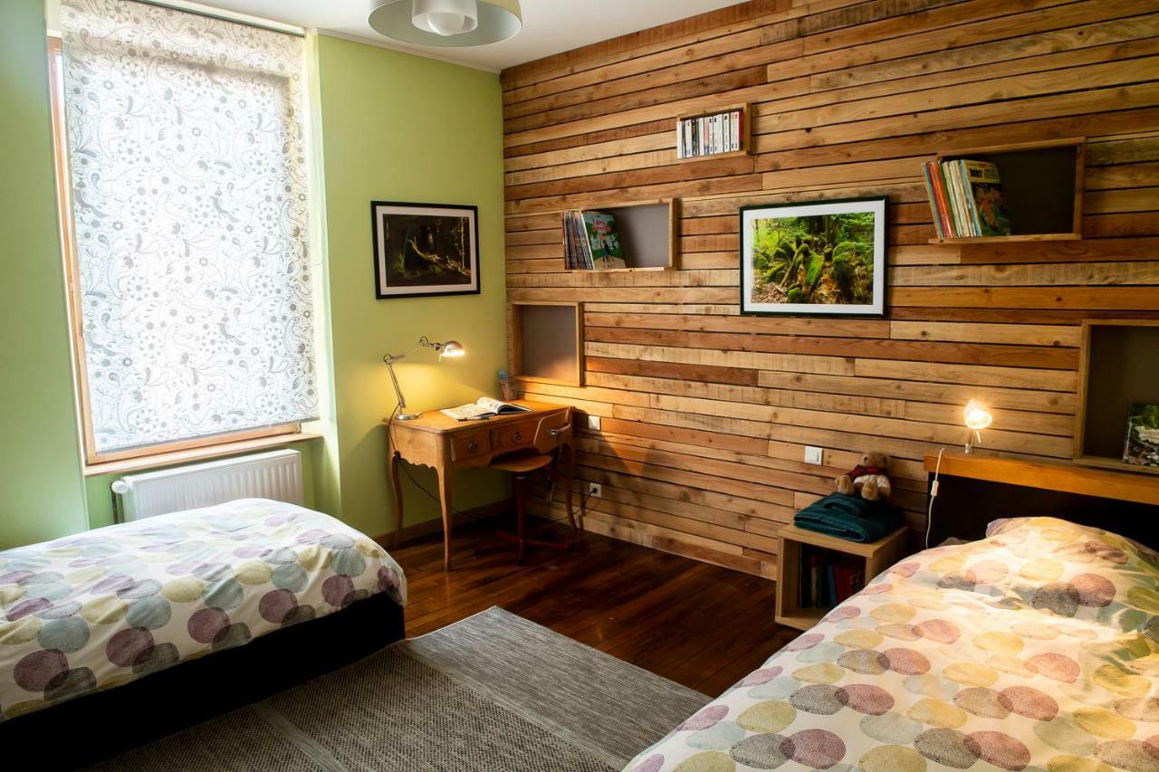 L'Enchantraine - Gite Tout Confort Et Tarif Tout Inclus - Appartement Spacieux Et Accueillant Sur Épinal Екстериор снимка